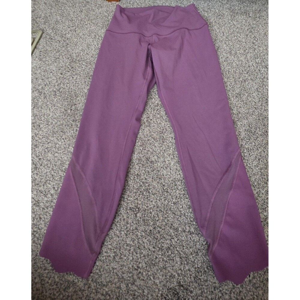 Lululemon Cropped Tulip Hem Leggings Size 8 Mesh Detail Rose Pink Activewear